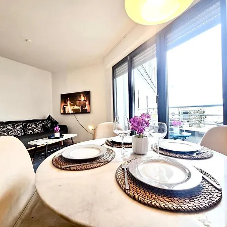 Apartamento Sun-filled 1 Bedroom With Outdoor&parking Spaces Luxemburgo