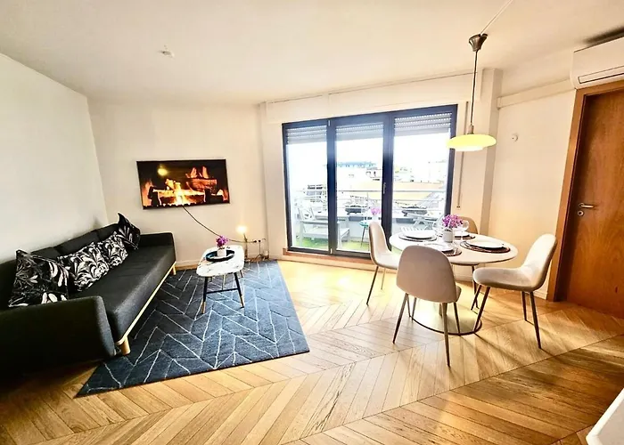 Sun-filled 1 Bedroom With Outdoor&parking Spaces 아파트 룩셈부르크