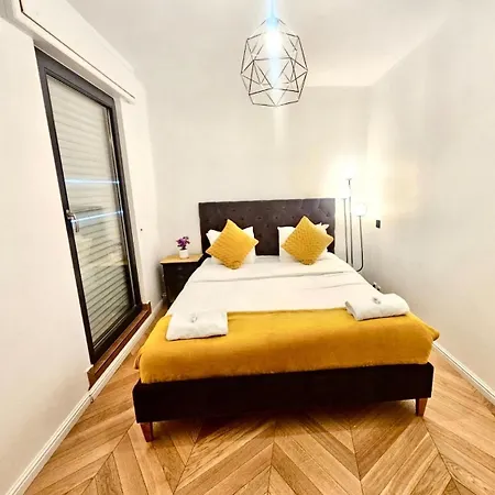 Sun-filled 1 Bedroom With Outdoor&parking Spaces Apartmán